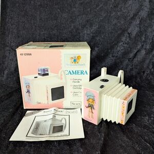 Cute Pastel Sears 1978 The Sunny Bunch 126 Film Camera